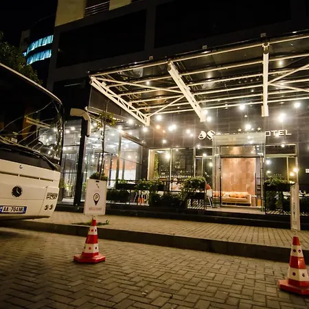 Vh Premier As & Meeting Center ティラナ