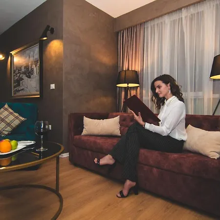 Hotel Vh Premier As & Meeting Center 4*