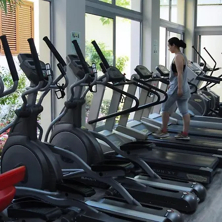 Vh Premier As Hotel&meeting Center 4* Tirana