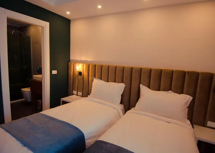 Hotel Vh Premier As & Meeting Center 4*