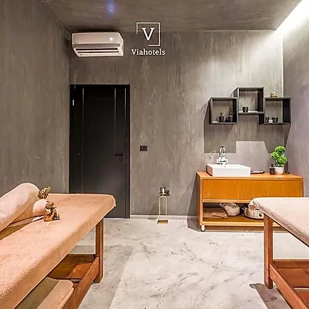 Vh Premier As & Meeting Center 4* Tiran