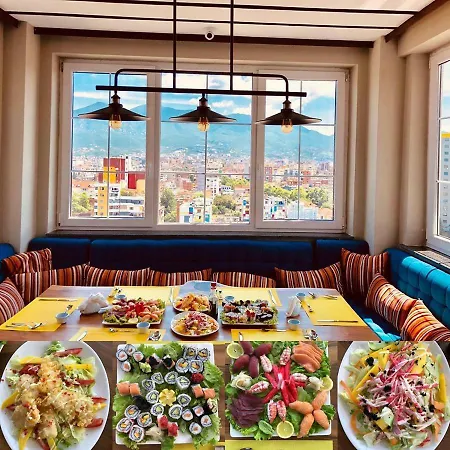 Vh Premier As & Meeting Center 4* 地拉那