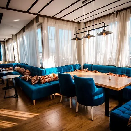 酒店 Vh Premier As & Meeting Center 地拉那