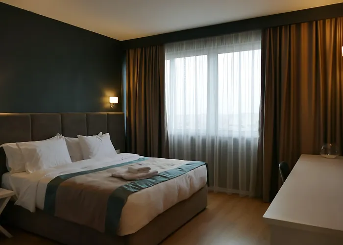 Hotel Vh Premier As & Meeting Center 4*